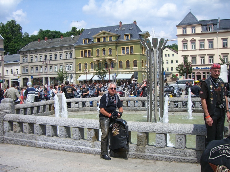 Dresden Chapter 10Jahre 074.jpg